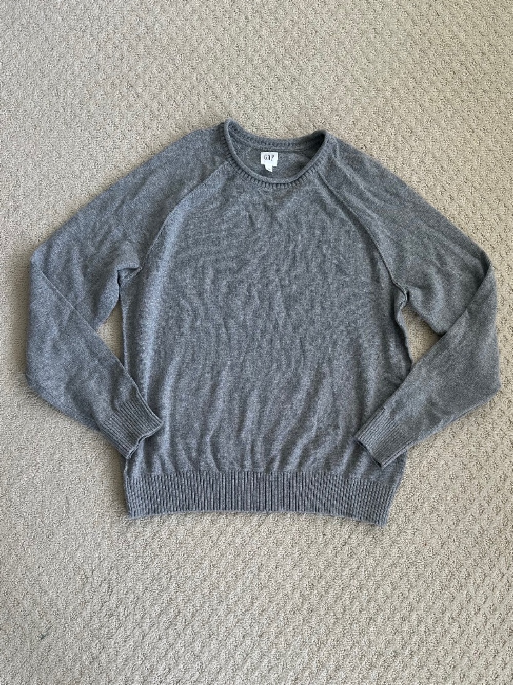 GAP Men's Wool Blend Cozy Classic Raglan Sweater Grey Heather L Winter Comfy NWT